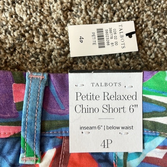 NWT TALBOTS PETITE RELAXED CHINO SHORT 6”, 4p - Picture 4 of 4